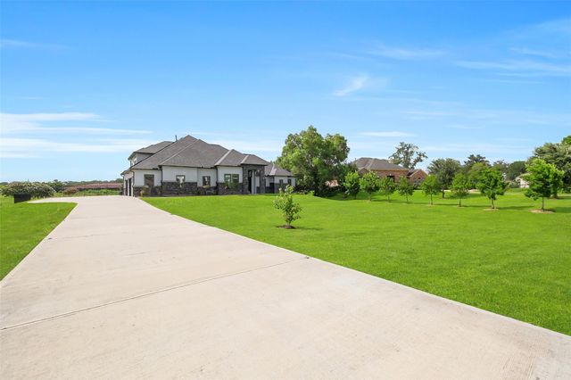 8615 Den Oak Drive Drive, Richmond, TX 77406