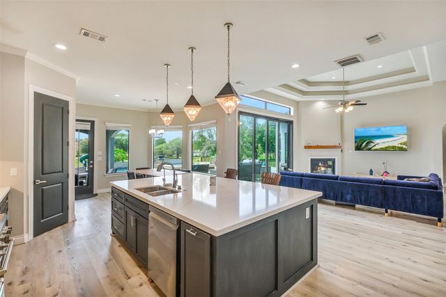 8615 Den Oak Drive Drive, Richmond, TX 77406