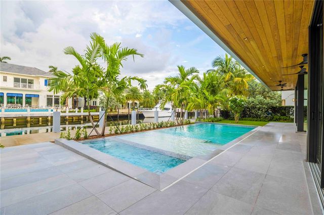 401 Royal Plaza Dr na, Fort Lauderdale, FL 33301