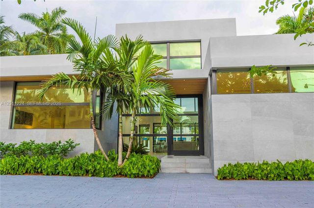 401 Royal Plaza Dr na, Fort Lauderdale, FL 33301