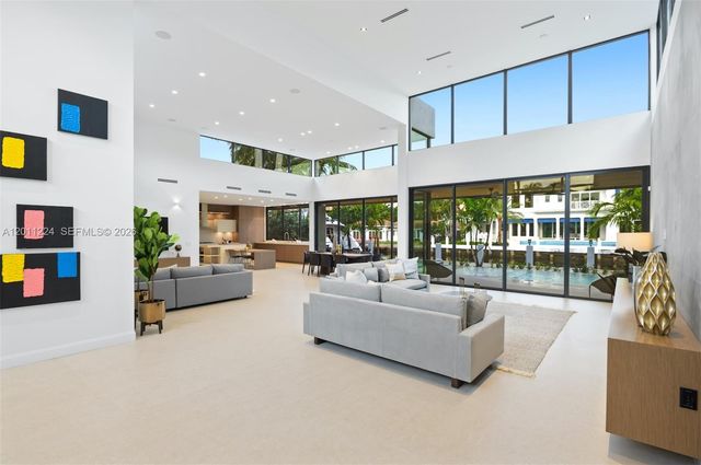401 Royal Plaza Dr na, Fort Lauderdale, FL 33301