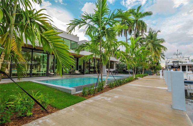 401 Royal Plaza Dr na, Fort Lauderdale, FL 33301
