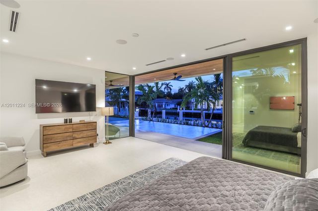 401 Royal Plaza Dr na, Fort Lauderdale, FL 33301