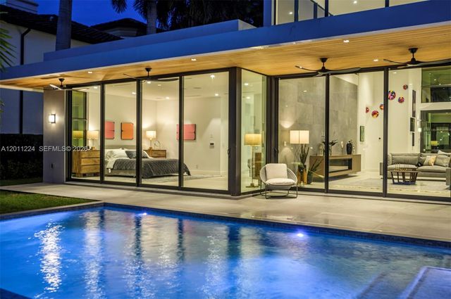 401 Royal Plaza Dr na, Fort Lauderdale, FL 33301