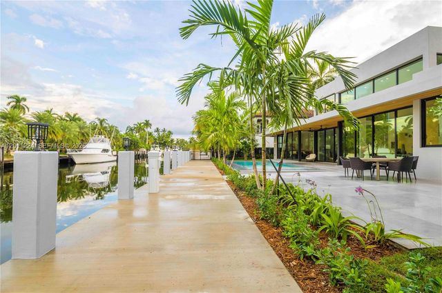 401 Royal Plaza Dr na, Fort Lauderdale, FL 33301