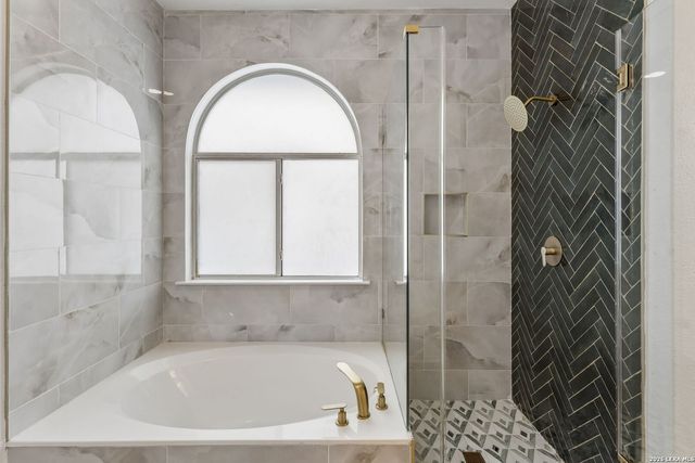 17227 Tarkio Way, San Antonio, TX 78247