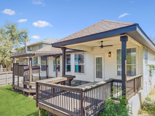 17227 Tarkio Way, San Antonio, TX 78247