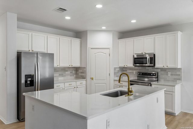 17227 Tarkio Way, San Antonio, TX 78247