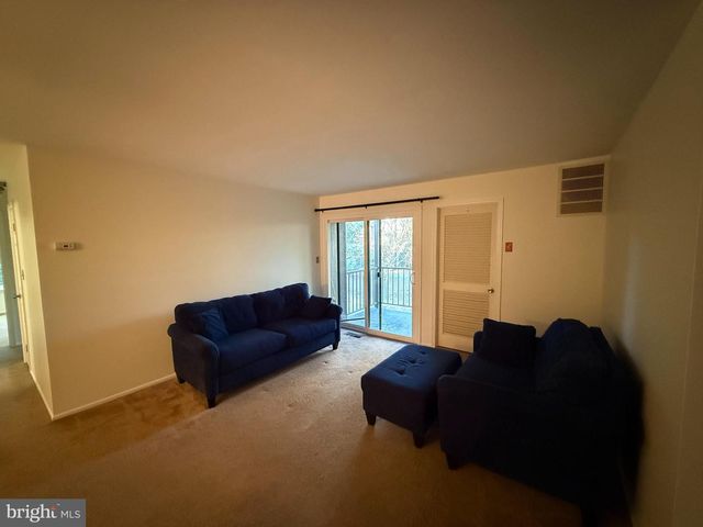 36 GENA CT, Hamilton, NJ 08690