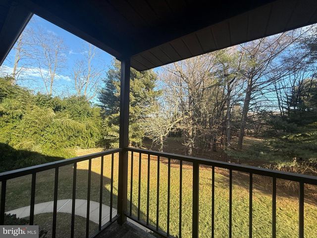 36 GENA CT, Hamilton, NJ 08690