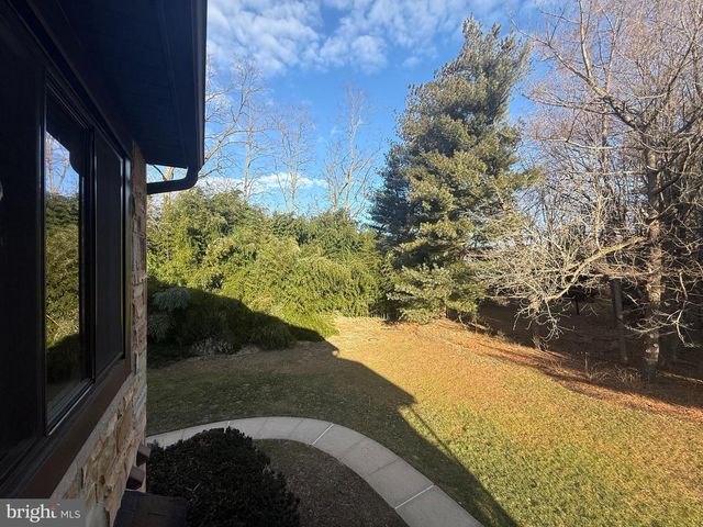 36 GENA CT, Hamilton, NJ 08690