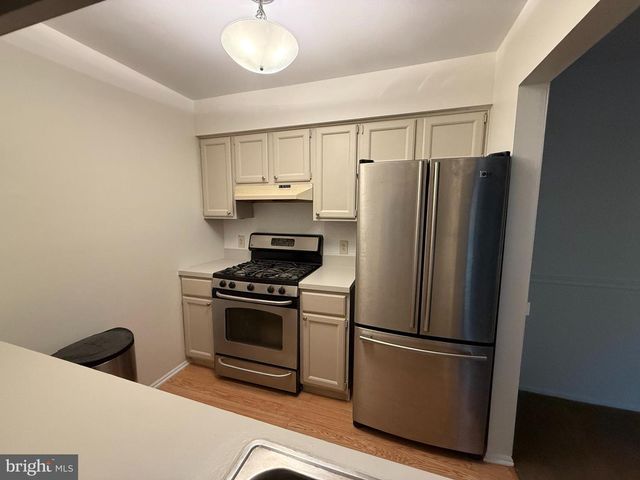 36 GENA CT, Hamilton, NJ 08690