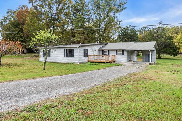 99 Anthony Mill Rd, Tullahoma, TN 37388