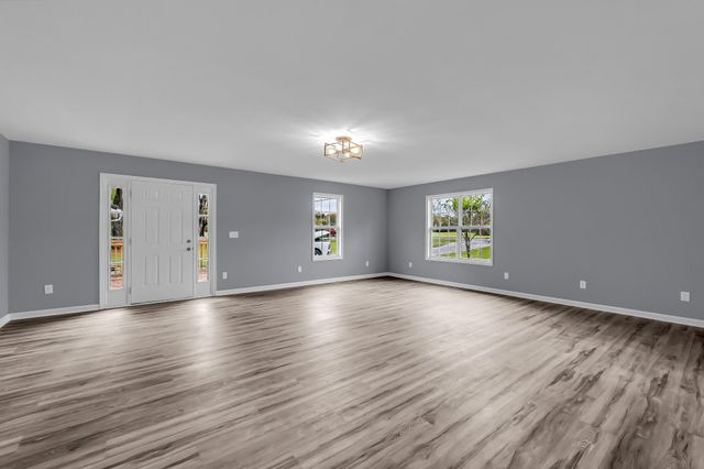 99 Anthony Mill Rd, Tullahoma, TN 37388
