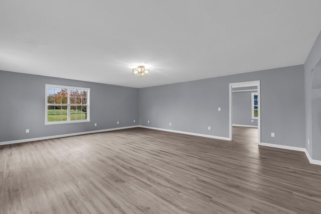 99 Anthony Mill Rd, Tullahoma, TN 37388