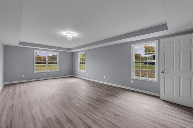 99 Anthony Mill Rd, Tullahoma, TN 37388