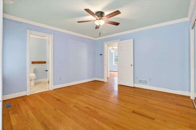 38 Paradise Lane, Mount Holly, VT 05758