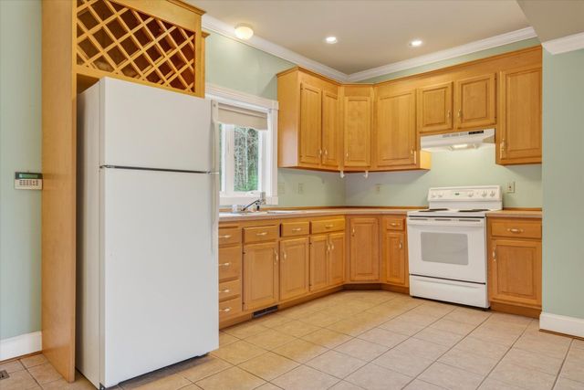 38 Paradise Lane, Mount Holly, VT 05758