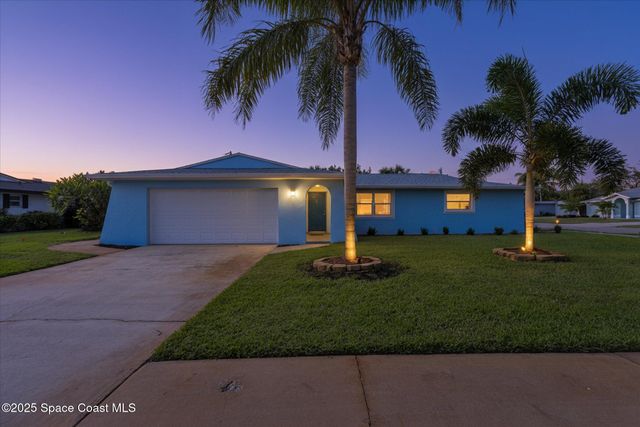 200 Bonnie Court, Satellite Beach, FL 32937