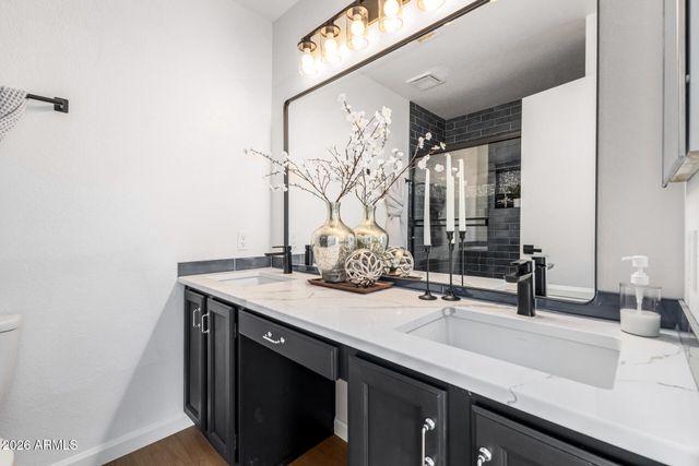 16641 N 35TH Place, Phoenix, AZ 85032