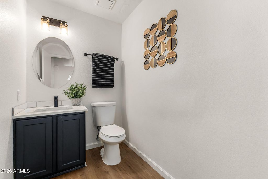Image 16 of property listing at 16641 N 35TH Place, Phoenix, AZ 85032