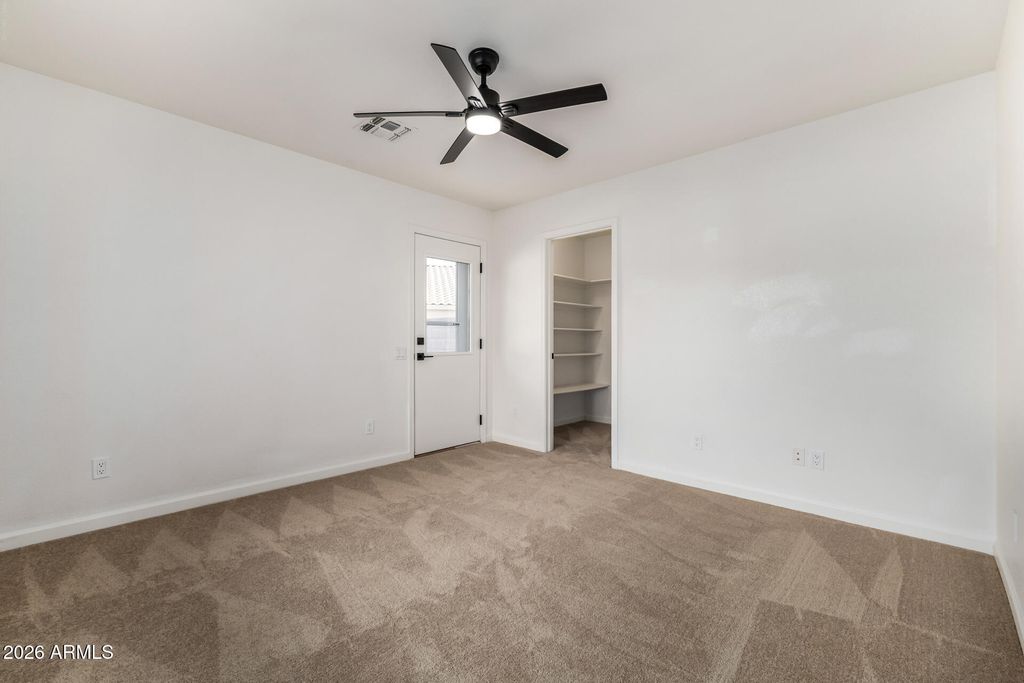 Image 36 of property listing at 16641 N 35TH Place, Phoenix, AZ 85032