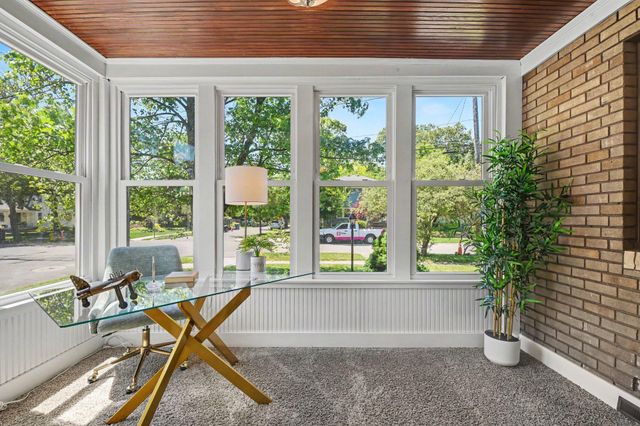 1240 Benjamin Avenue SE, Grand Rapids, MI 49506