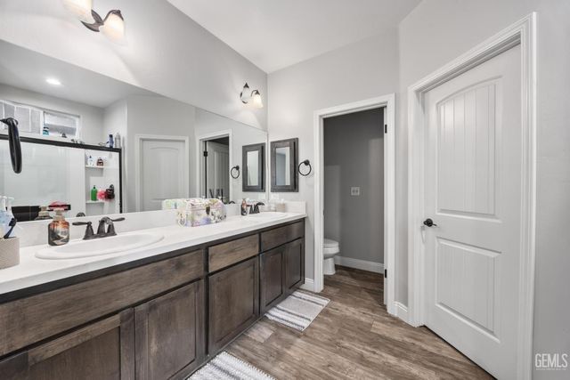 9408 Kanosh Cobble Drive, Bakersfield, CA 93313