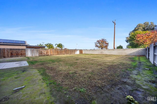 9408 Kanosh Cobble Drive, Bakersfield, CA 93313