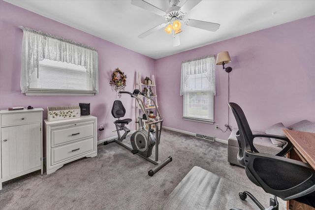2903 Creekwood DR, Salem, VA 24153