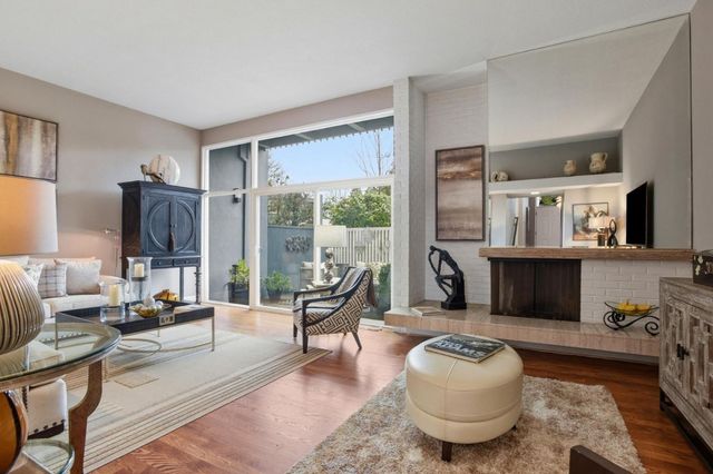 653 Fox Court, Redwood City, CA 94061