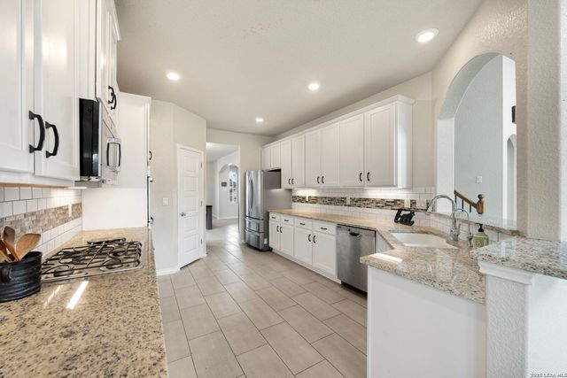 3254 Blenheim Park, Bulverde, TX 78163