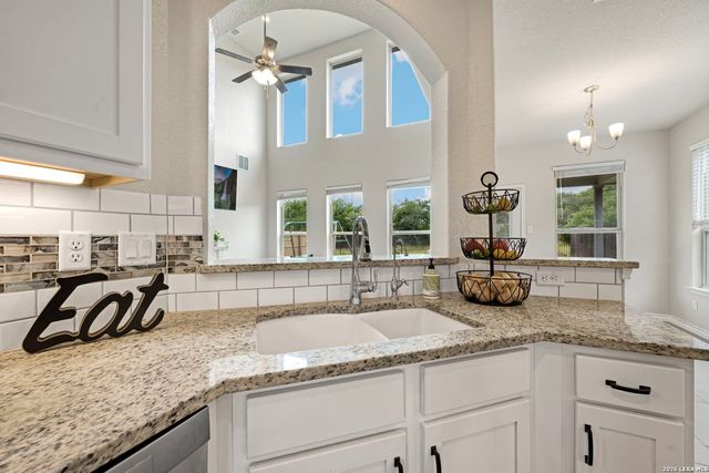 3254 Blenheim Park, Bulverde, TX 78163