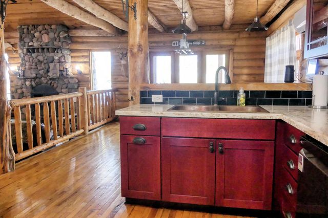871 207th Street, Osceola, WI 54009