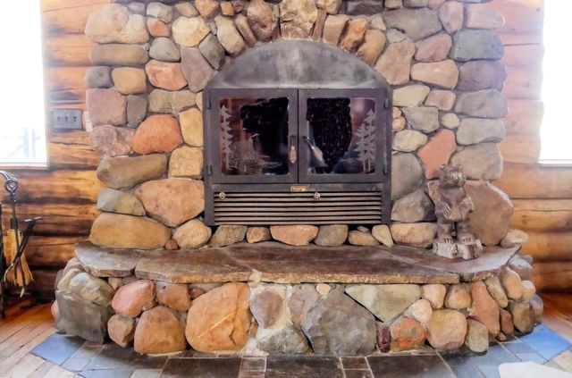 871 207th Street, Osceola, WI 54009