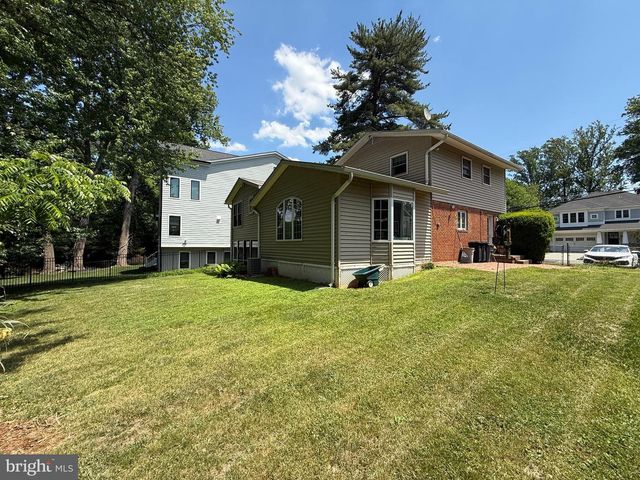 611 TAPAWINGO RD SW, Vienna, VA 22180
