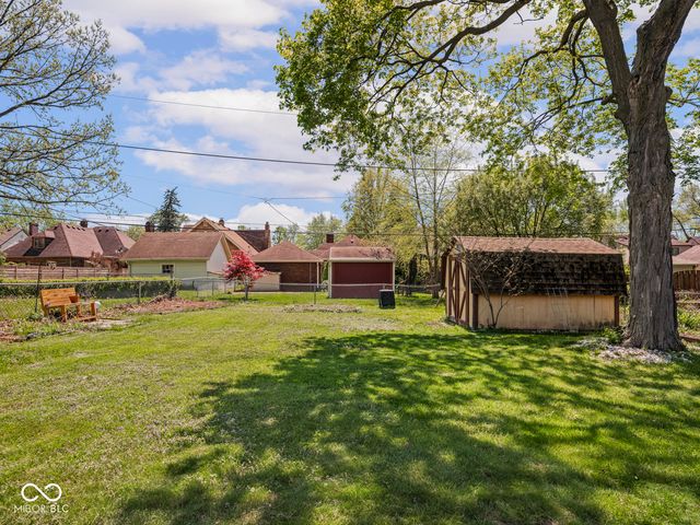 6109 E Saint Joseph Street, Indianapolis, IN 46219