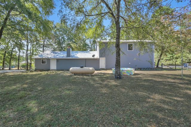 15876 Pecan Drive B, Montgomery, TX 77356