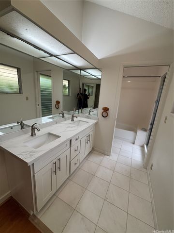 177 Pinana Street, Kailua, HI 96734