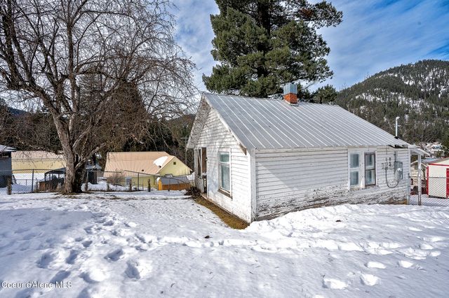 315 Montana St, Mullan, ID 83846