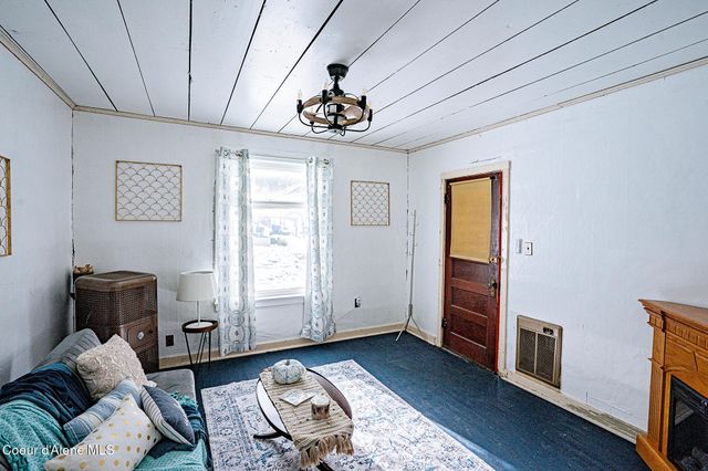 315 Montana St, Mullan, ID 83846