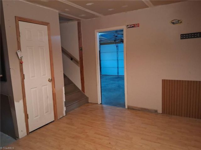 1034 Kentland Drive, King, NC 27021