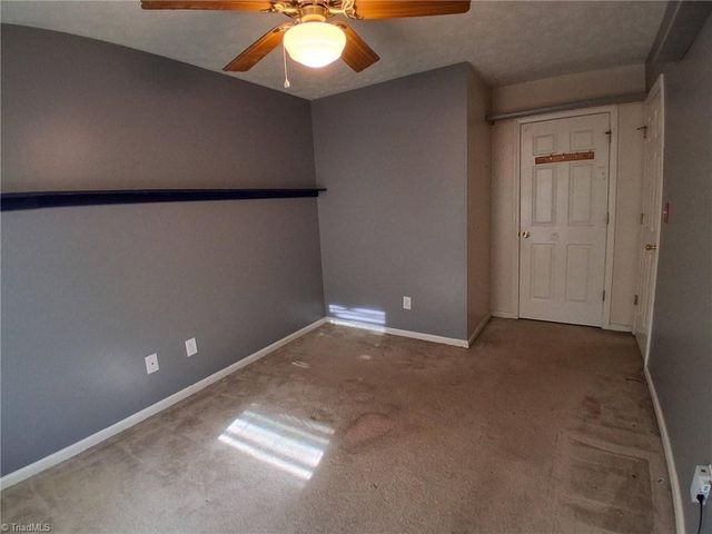 1034 Kentland Drive, King, NC 27021