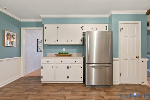 1648 Elmart Ln, North Chesterfield, VA 23235