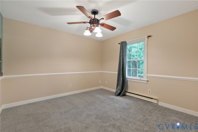 1648 Elmart Ln, North Chesterfield, VA 23235