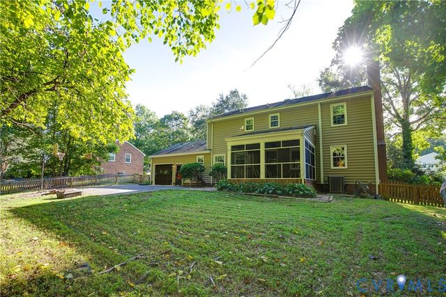 1648 Elmart Ln, North Chesterfield, VA 23235
