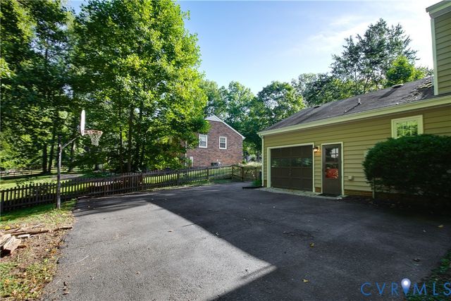 1648 Elmart Ln, North Chesterfield, VA 23235
