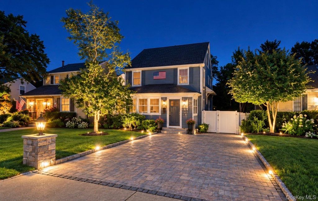 182 School Street, Oyster Bay, NY 11771 — photo 3