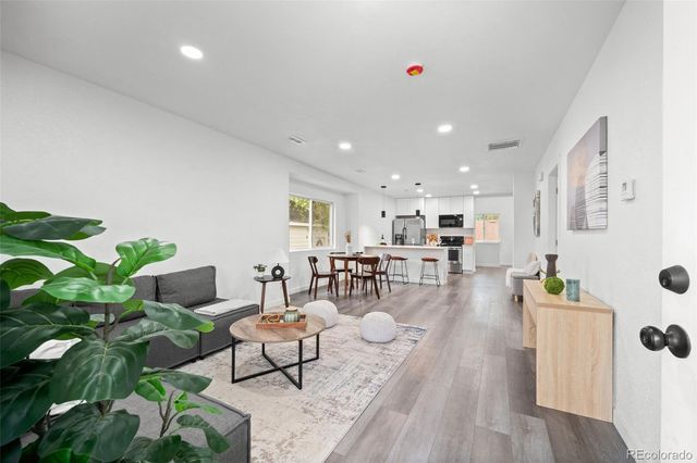 2735 W 56th Avenue, Denver, CO 80221