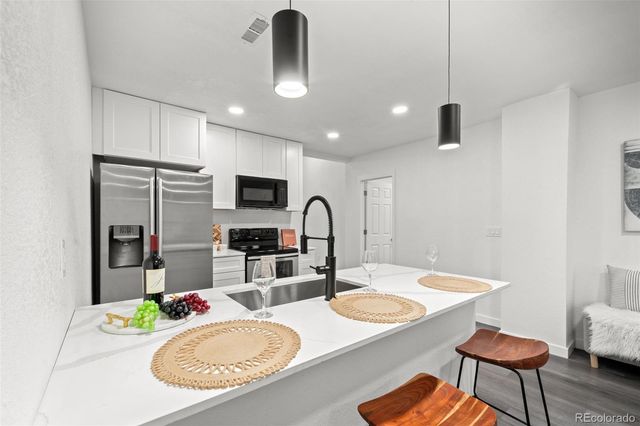 2735 W 56th Avenue, Denver, CO 80221
